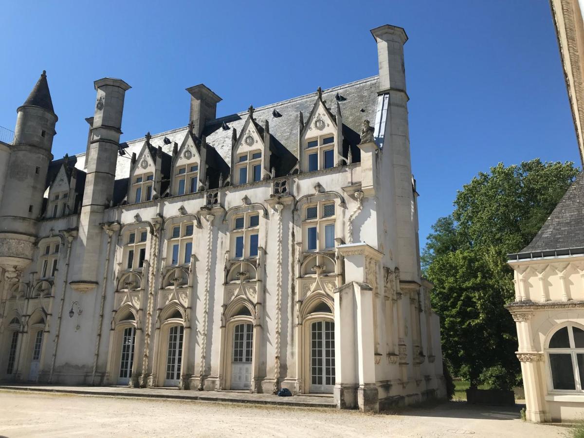 Maison Avec Vue Sur Le Chateau Orléans Exteriör bild